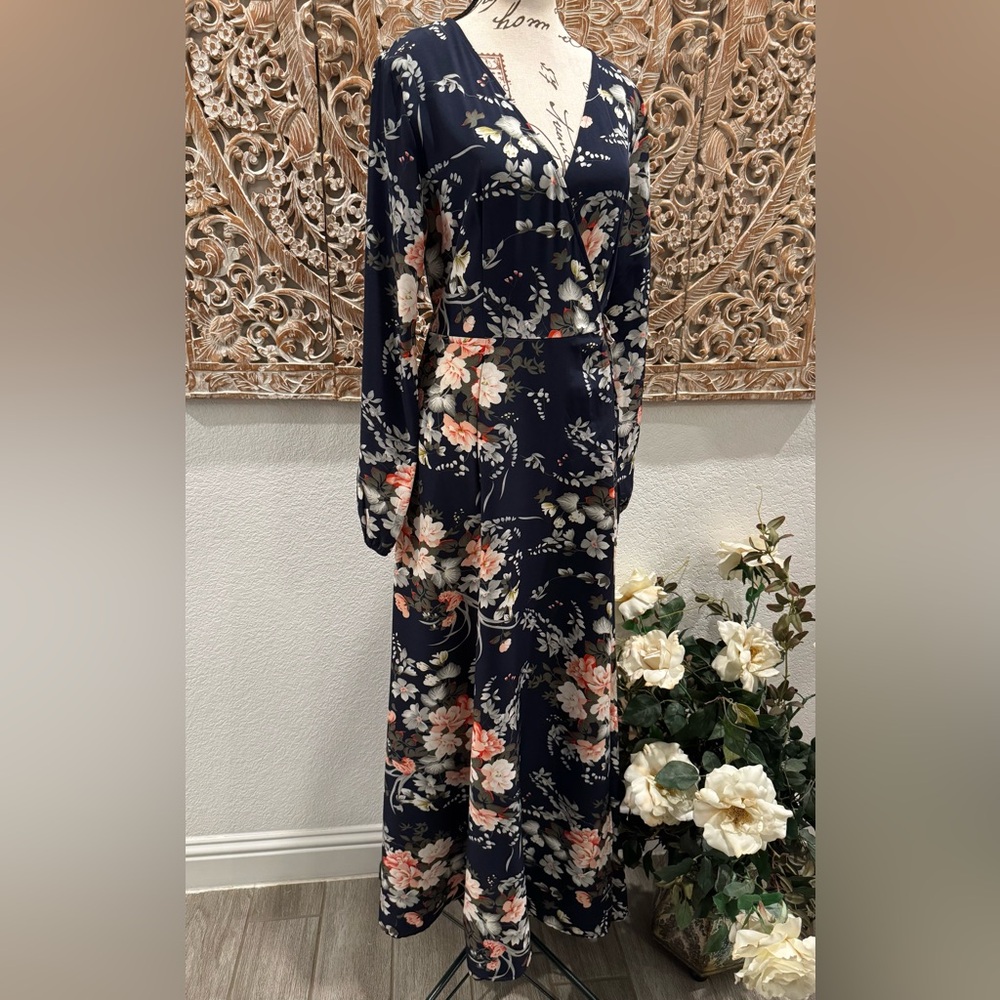 CUPSHE Floral Print Maxi Dress A-line Long Sleeves Wrap Dress- size M (8-10) - Picture 4 of 16
